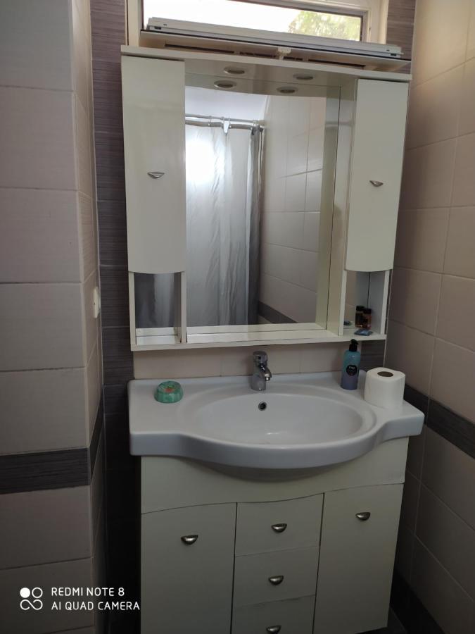 Brb Rooms Himare Exterior photo